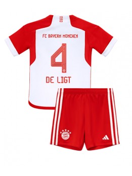 Bayern Munich Matthijs de Ligt #4 Heimtrikotsatz für Kinder 2023-24 Kurzarm (+ Kurze Hosen)